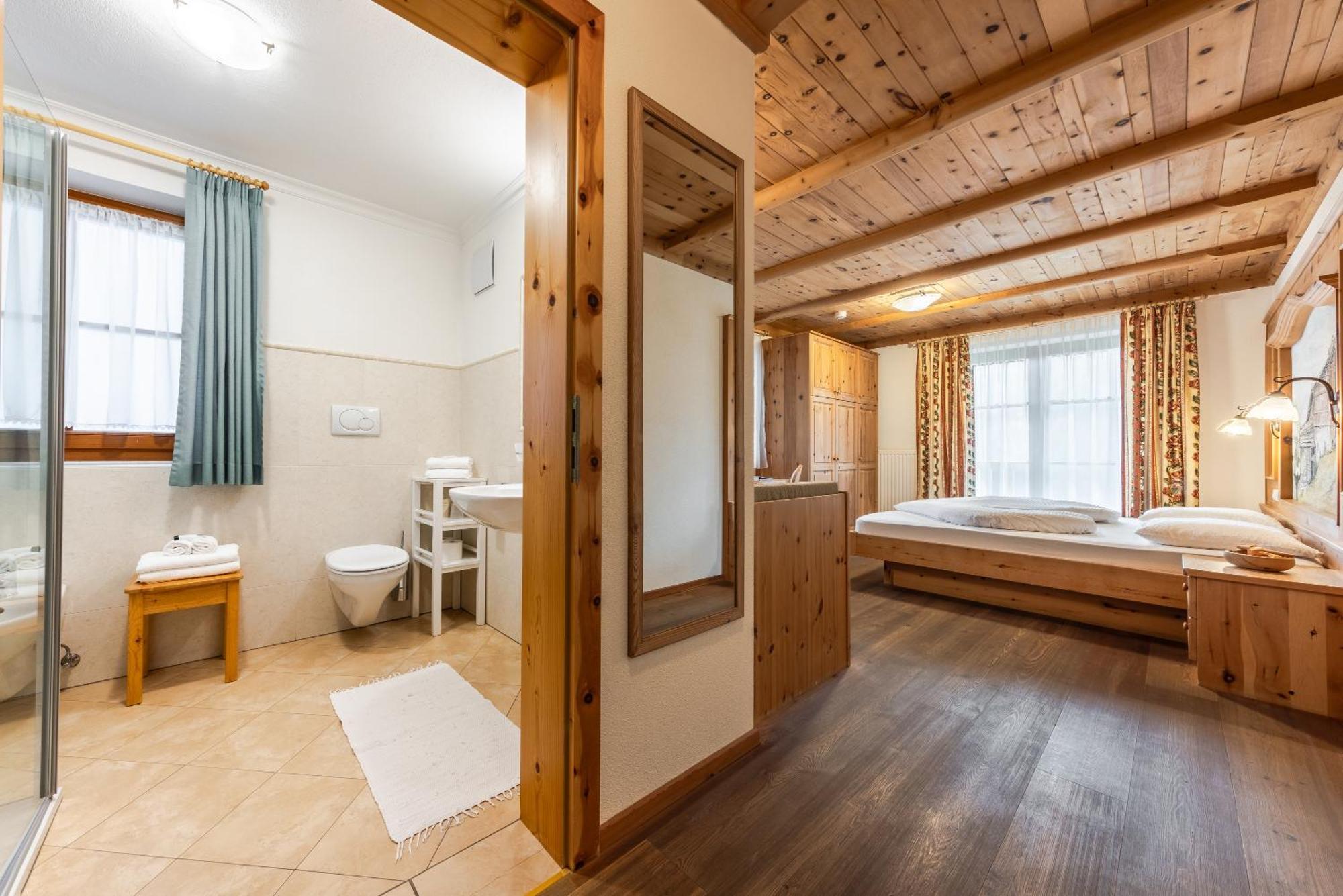 Hotel Pension Odles San Martino in Badia Dış mekan fotoğraf