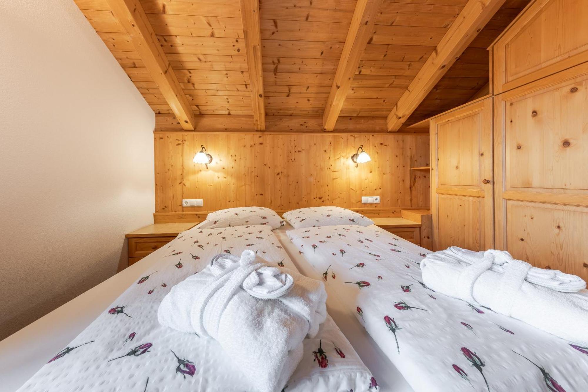 Hotel Pension Odles San Martino in Badia Dış mekan fotoğraf