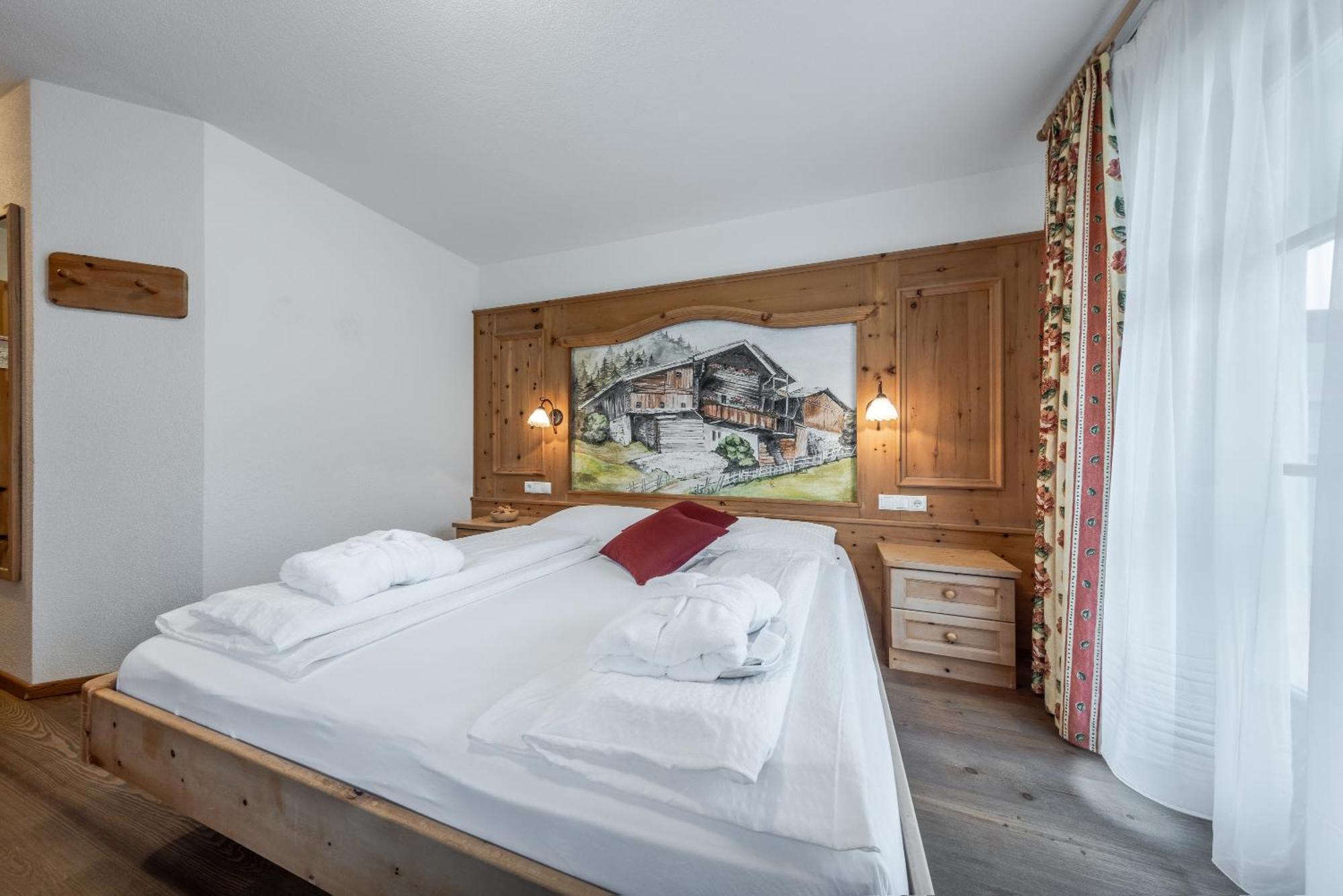 Hotel Pension Odles San Martino in Badia Dış mekan fotoğraf